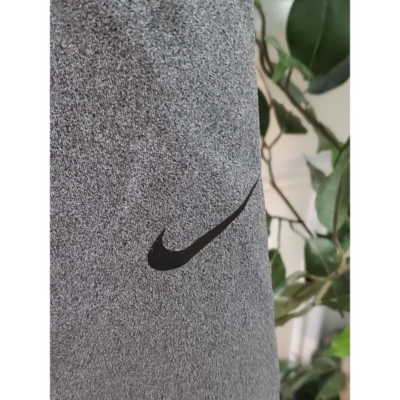 Nike Womens Therma Fleece Training Pants Dri Fit Gray Drawstring Size XL - Picture 6 of 10